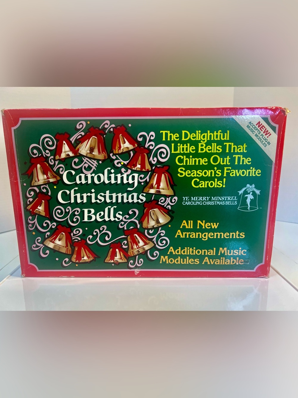 Vintage 12 Caroling Christmas Bells Musical Holiday Decor - Red and Gold—Tested